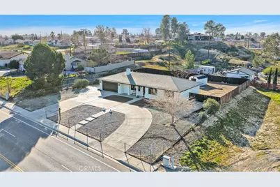 16096 Village Drive, Victorville, CA 92394 - Photo 46