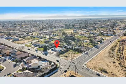 16096 Village Drive, Victorville, CA 92394 - Photo 58