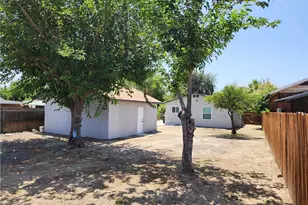 841 E H St, Colton, CA 92324 - Photo 18