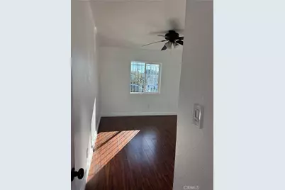 119 E 90th Street, Los Angeles, CA 90003 - Photo 4