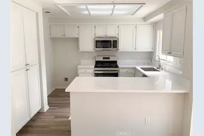 994 Reinhart, San Jacinto, CA 92583 - Photo 2