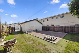 10779 Barlow, Lynwood, CA 90262 - Photo 36