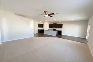 16818 Desert Willow St, Victorville, CA 92394 - Photo 10