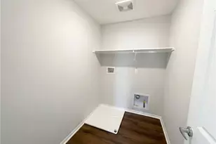 16818 Desert Willow St, Victorville, CA 92394 - Photo 20