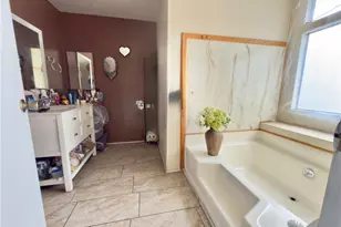 350 E San Jacinto Ave, Riverside, CA 92571 - Photo 10