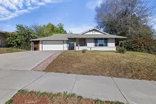 5865 Green Valley St, Riverside, CA 92504 - Photo 2