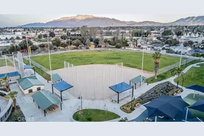 243 N Meridian Avenue #3, San Bernardino, CA 92410 - Photo 34