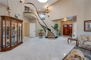 9598 Naples Dr, Cypress, CA 90630 - Photo 8