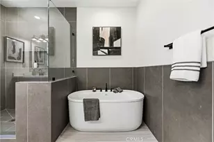 1013 N Staley Ln, Los Angeles, CA 90042 - Photo 62