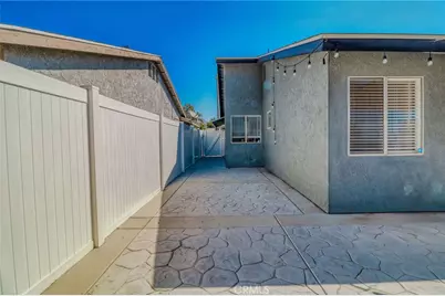 5970 Sky Meadow, Jurupa Valley, CA 92509 - Photo 14
