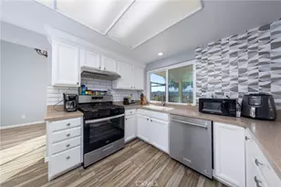 39749 Almansa Ct, Murrieta, CA 92562 - Photo 14