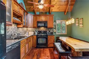 23959 Lakeview Dr, Crestline, CA 92325 - Photo 6