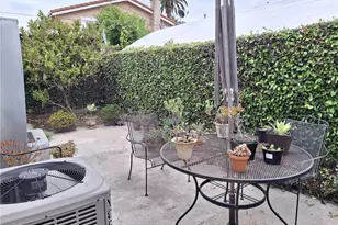 1346 W Century, Los Angeles, CA 90044 - Photo 18