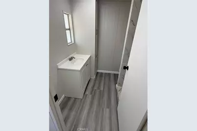 1895 W Devonshire #20, Hemet, CA 92545 - Photo 8