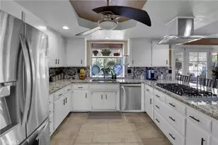 16750 Canyon View Dr, Riverside, CA 92504 - Photo 14