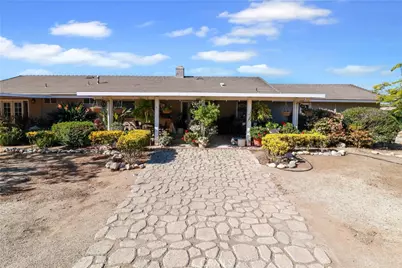 16750 Canyon View Drive, Riverside, CA 92504 - Photo 36