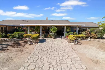 16750 Canyon View Drive, Riverside, CA 92504 - Photo 36