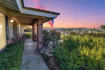 16750 Canyon View Drive, Riverside, CA 92504 - Photo 4