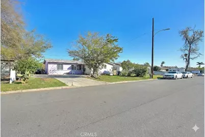 8651 Encinitas, Fontana, CA 92335 - Photo 2