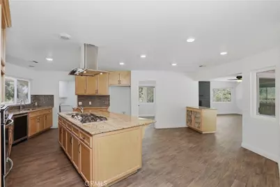 700 Via Concepcion, Riverside, CA 92506 - Photo 16