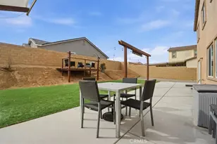 14219 Fir, Oak Hills, CA 92344 - Photo 20