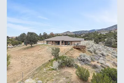 9050 Ponderosa Road, Pinon Hills, CA 92372 - Photo 36