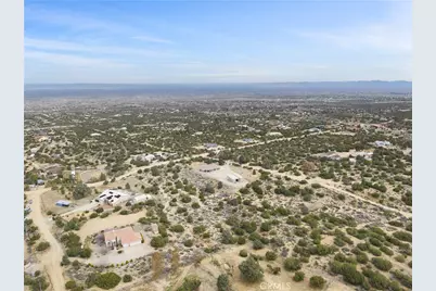 9050 Ponderosa Road, Pinon Hills, CA 92372 - Photo 48