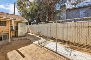 31350 Contour, Nuevo, CA 92567 - Photo 32