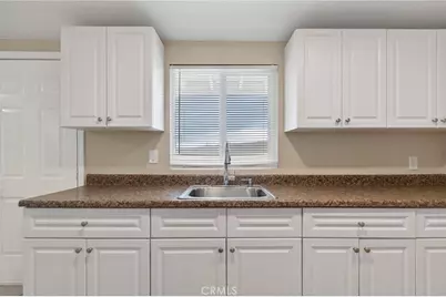 15643 Sueno, Victorville, CA 92394 - Photo 20