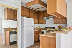 18242 Parkview, Huntington Beach, CA 92648 - Photo 8