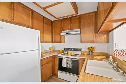 18242 Parkview, Huntington Beach, CA 92648 - Photo 10