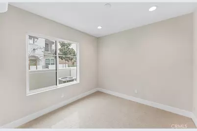 101 Kimberwick Court, Burbank, CA 91506 - Photo 4