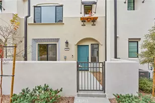 101 Kimberwick Ct, Burbank, CA 91506 - Photo 2