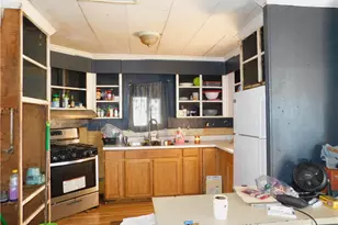 1097 N State Street, Hemet, CA 92543 - Photo 6