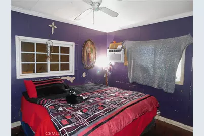 1097 N State Street #557, Hemet, CA 92543 - Photo 16