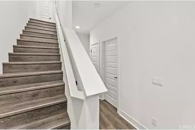 107 Kimberwick Court, Burbank, CA 91506 - Photo 6