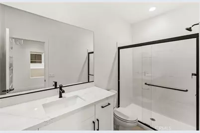 107 Kimberwick Court, Burbank, CA 91506 - Photo 4