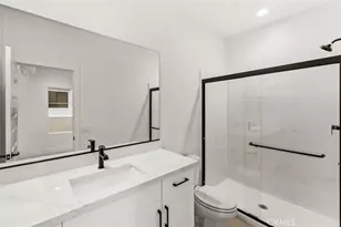 107 Kimberwick Ct, Burbank, CA 91506 - Photo 4