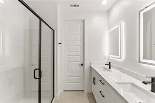 107 Kimberwick Ct, Burbank, CA 91506 - Photo 30