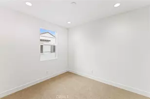 106 Kimberwick Ct, Burbank, CA 91506 - Photo 32