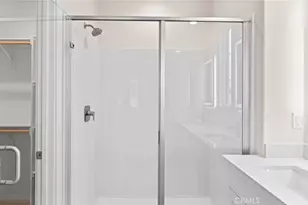 104 Kimberwick Ct, Burbank, CA 91506 - Photo 32