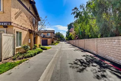 7455 Shadyglade, North Hollywood, CA 91605 - Photo 44