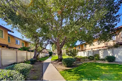 7455 Shadyglade, North Hollywood, CA 91605 - Photo 48