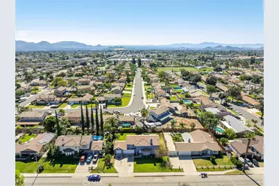 821 E Etiwanda, Rialto, CA 92376 - Photo 32