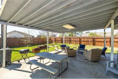 821 E Etiwanda, Rialto, CA 92376 - Photo 28