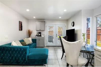 821 E Etiwanda, Rialto, CA 92376 - Photo 16