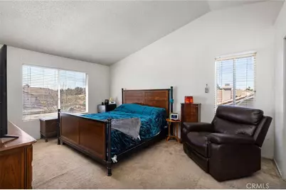 821 E Etiwanda, Rialto, CA 92376 - Photo 18