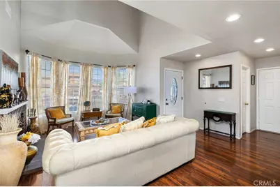 821 E Etiwanda, Rialto, CA 92376 - Photo 6