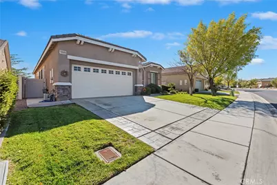 10509 Lanigan Rd., Apple Valley, CA 92308 - Photo 2