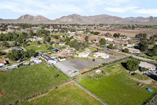 31721 Meadow Blossom, Nuevo, CA 92567 - Photo 40